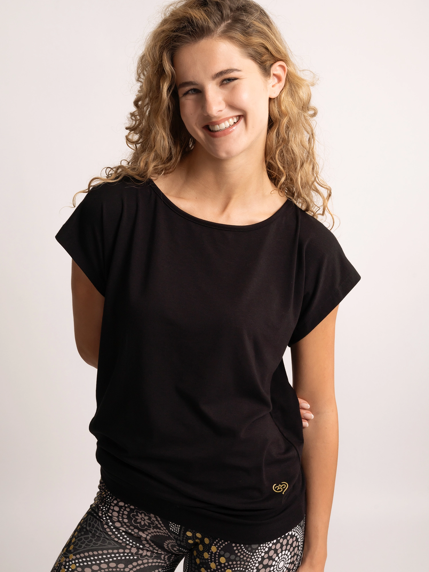 L - Shirt Jangama - schwarz