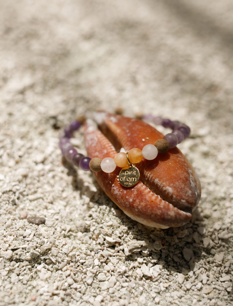 L/XL - Armband Nandana Amethyst mit Schneequarz, Sandelholz