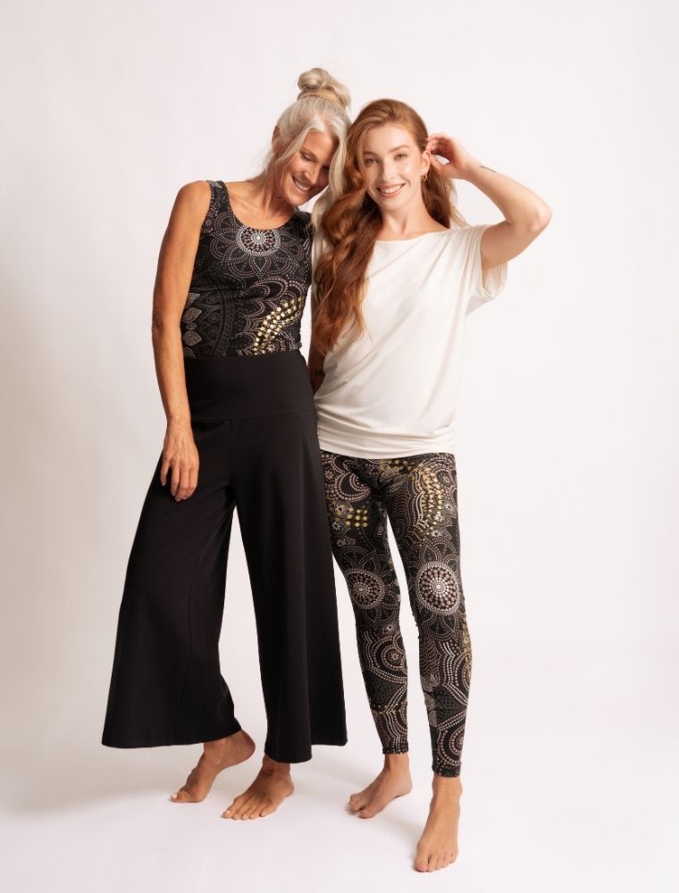 XL - Yoga Top Maui - schwarz-natur