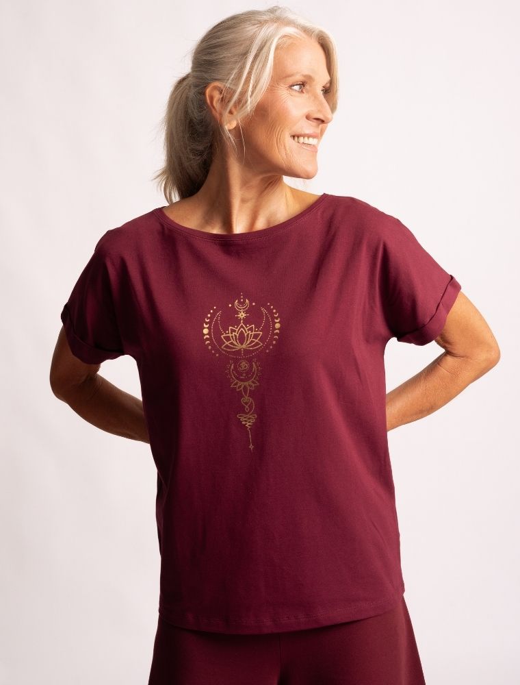 M - Shirt Eka Padma - tiefrot