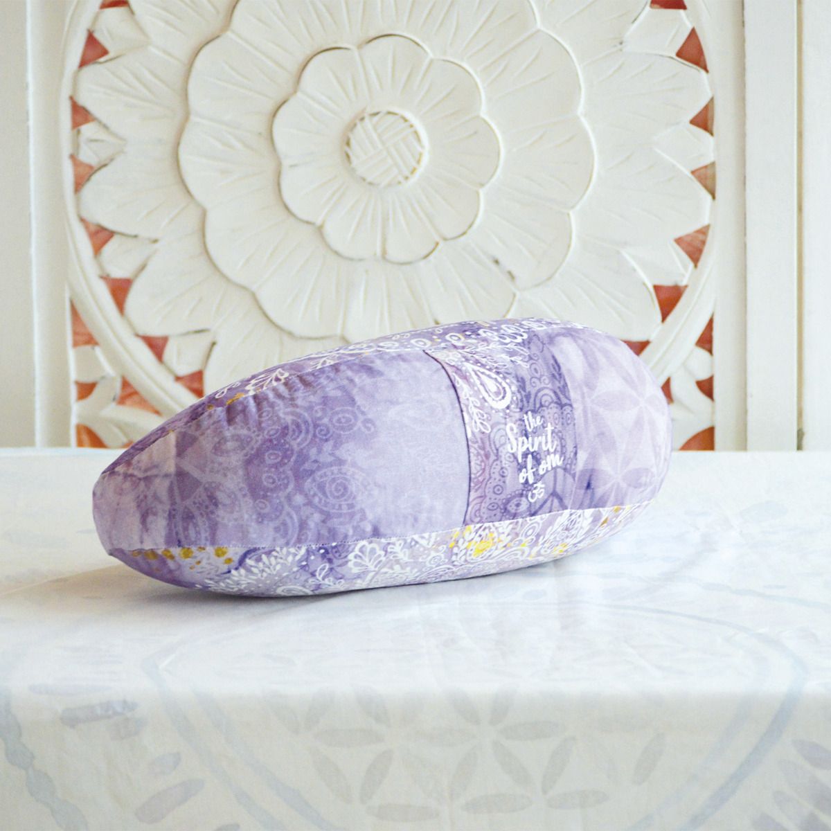 38x15 cm - Halbmond Meditationskissen gefüllt mit Bio Dinkel - flieder