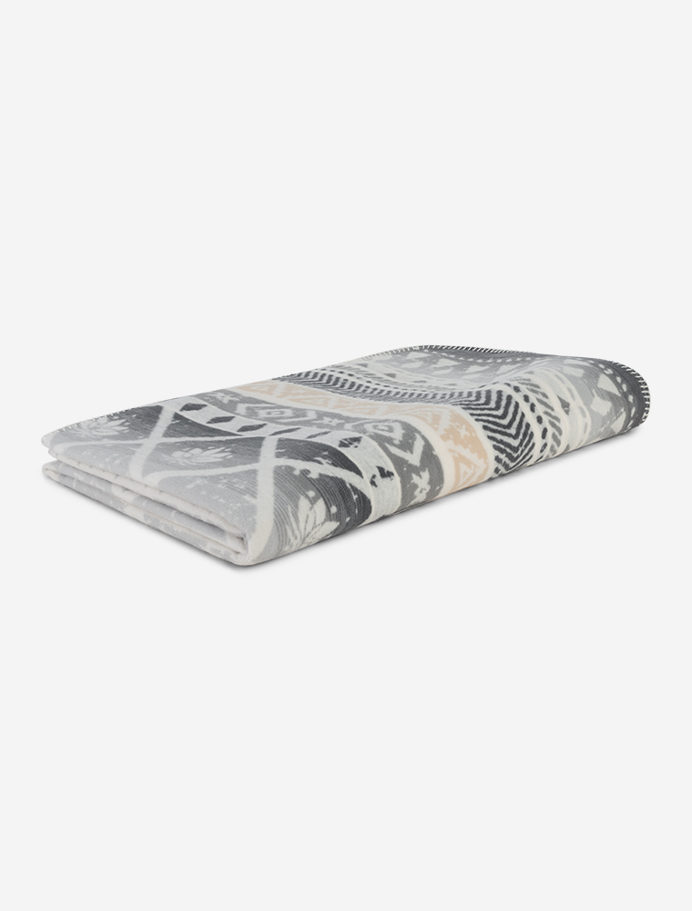 Einheitsgröße - flauschige Plaid Decke Blume des Lebens - silber/grau