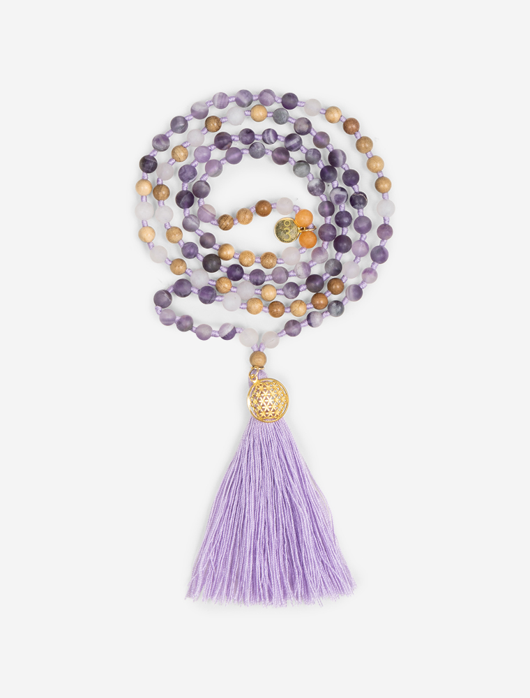 Mala Hridaya Amethyst mit Schneequarz, Sandelholz